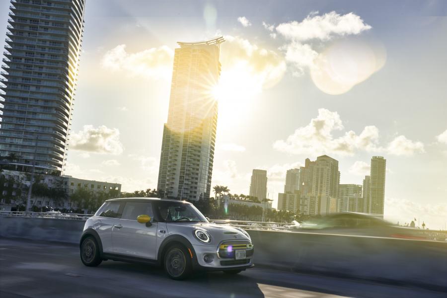  Mini Cooper SE (F56) 2020 года  (NA) (фото 109 из 342)